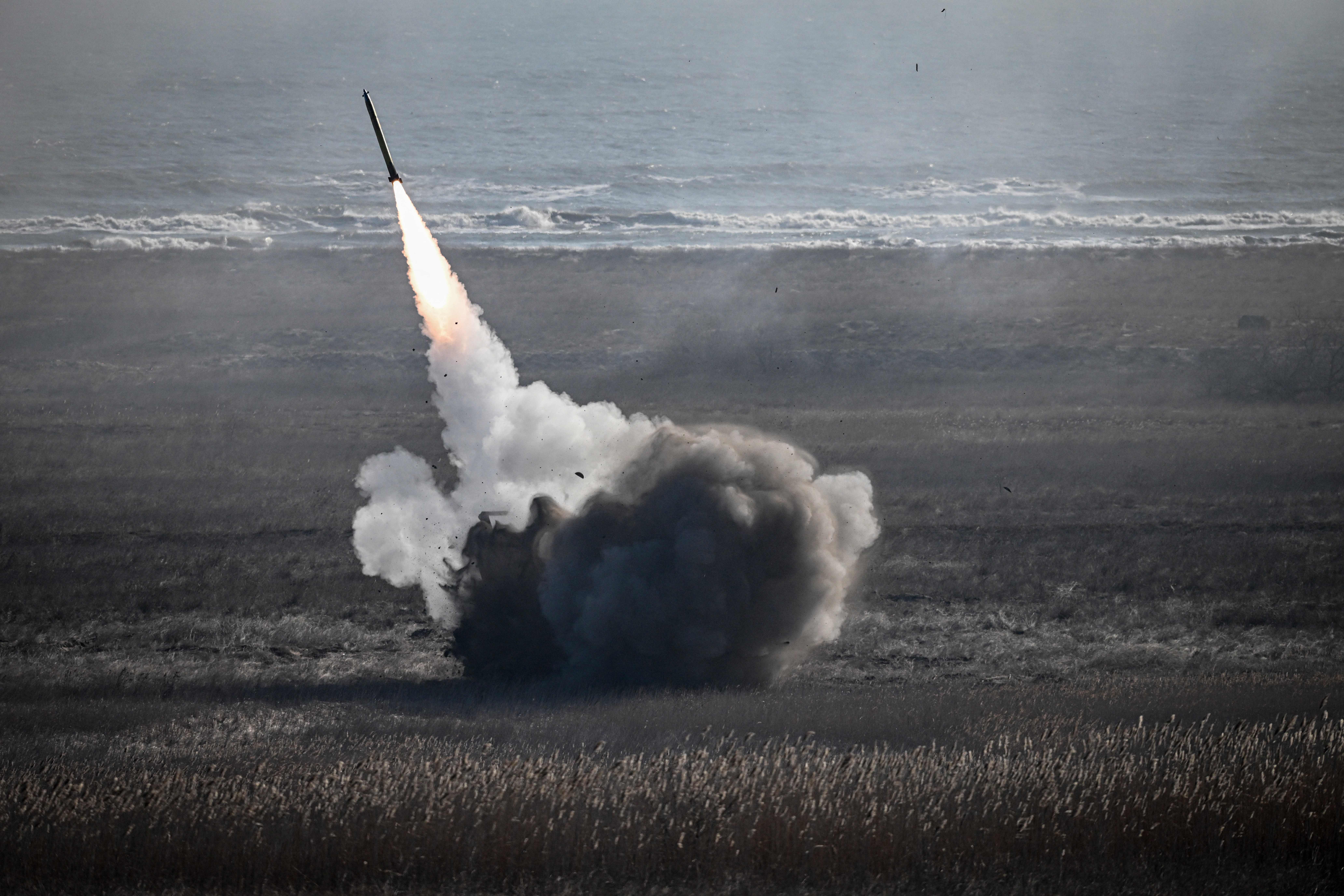 A French army multiple launch rocket system MLRS fires a rocket during "EAGLE ROYAL 23", a joint Romanian, French and US exercise at Capu Midia firing range north of Constanta, on the Black Sea shore on February 9, 2023. - The goal of Exercise EAGLE ROYAL 23 is to test the interoperability of the artillery systems (Photo by Daniel MIHAILESCU / AFP) (Photo by DANIEL MIHAILESCU/AFP via Getty Images)